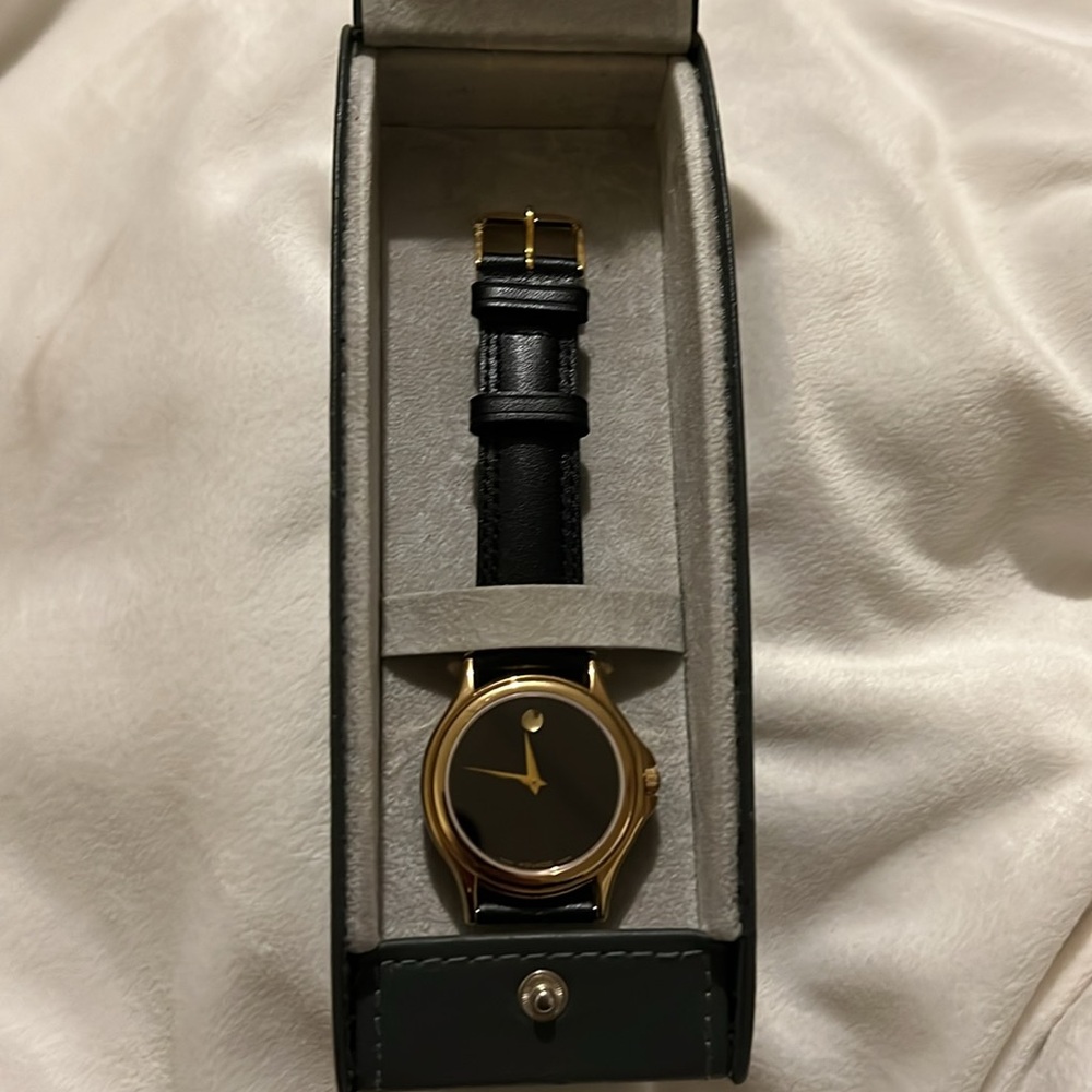 MOVADO “TRUMP” Signature Gold Black Leather Band Watch - Picture 6 of 8